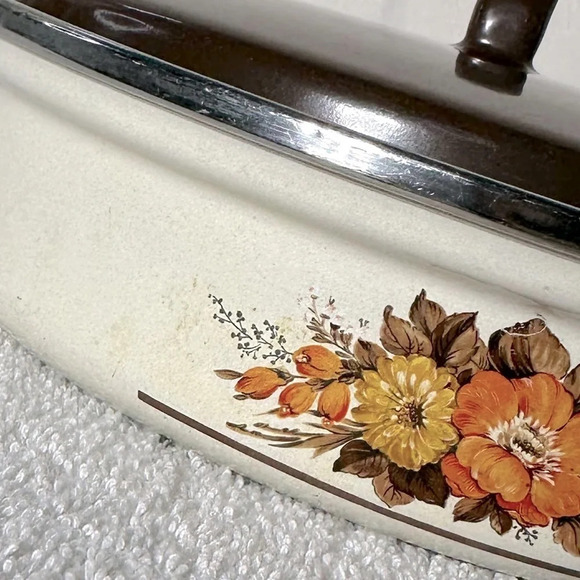Vintage Enamelware Autumn Flowers Skillet Frying Pan With Lid - Picture 6 of 15